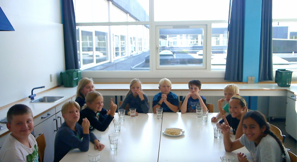 Photo: A Danish class tasting surimi